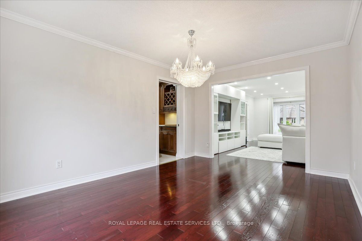 22 Daffodil Crescent
