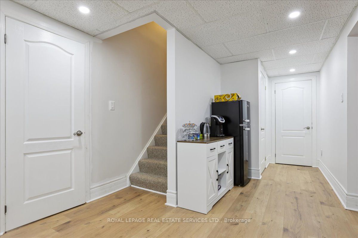 22 Daffodil Crescent