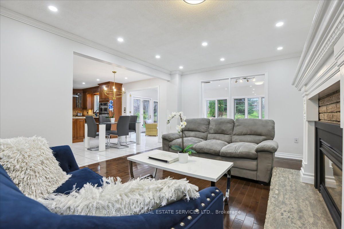 22 Daffodil Crescent