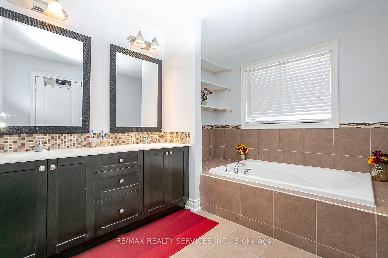 62 French Dr