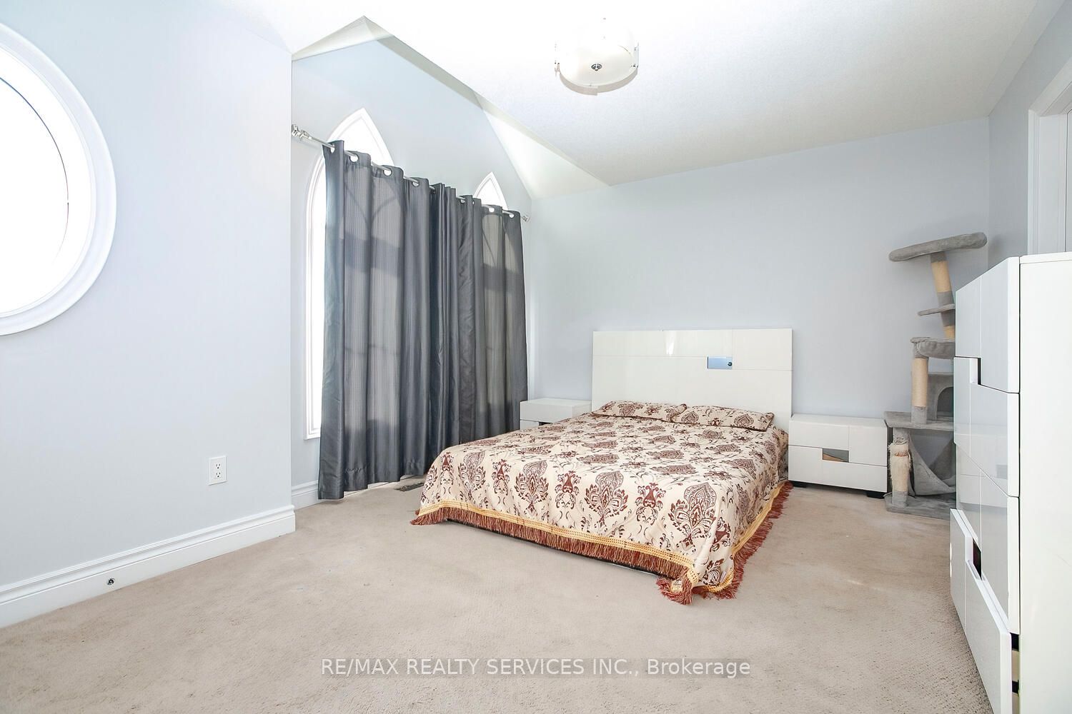62 French Dr