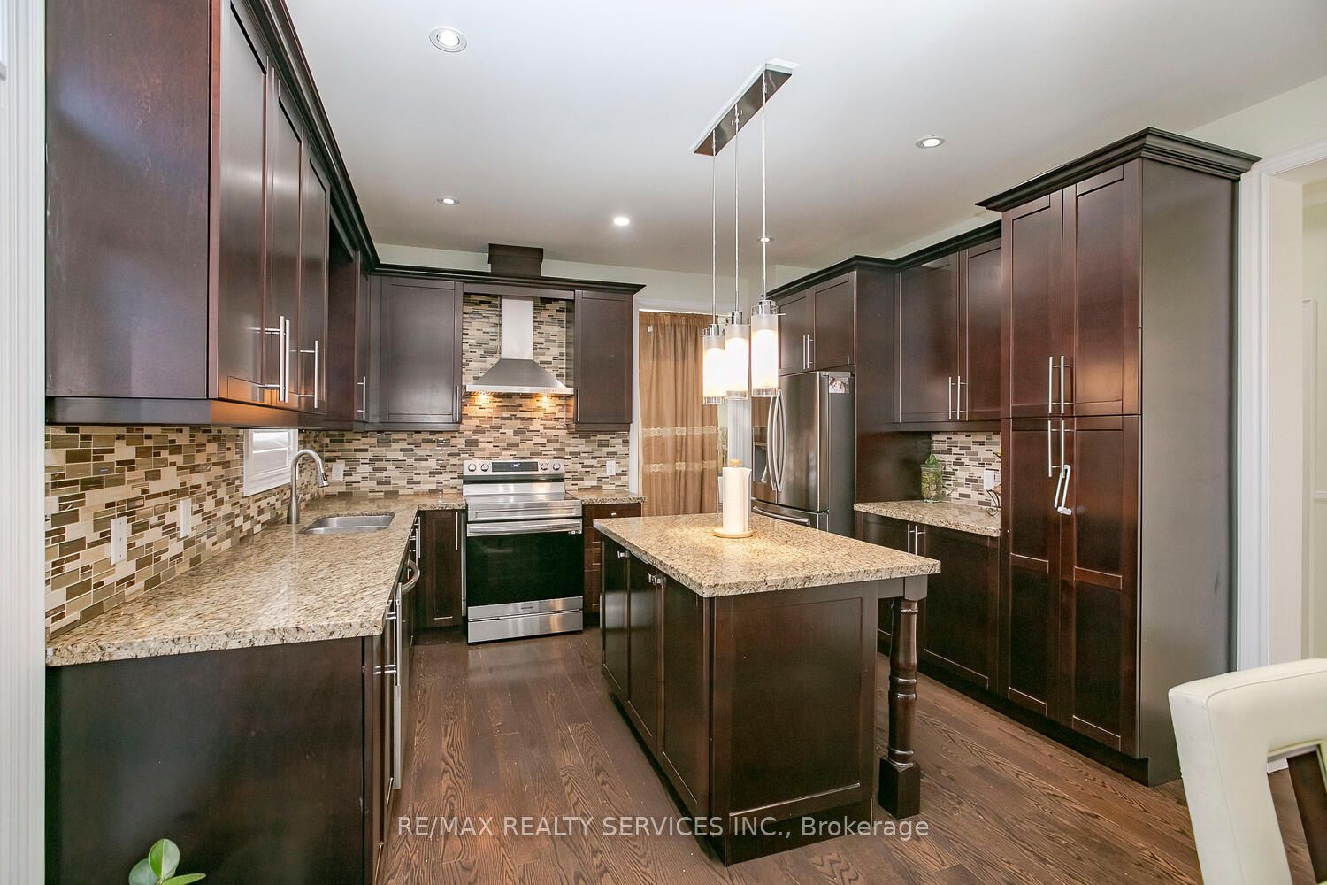 62 French Dr