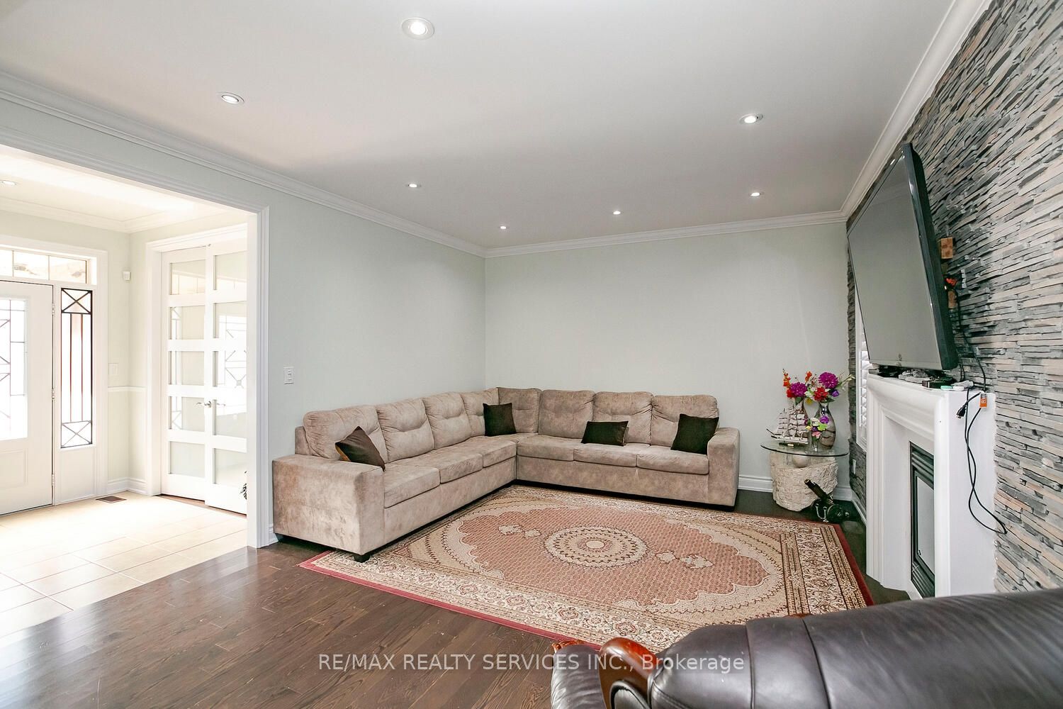 62 French Dr