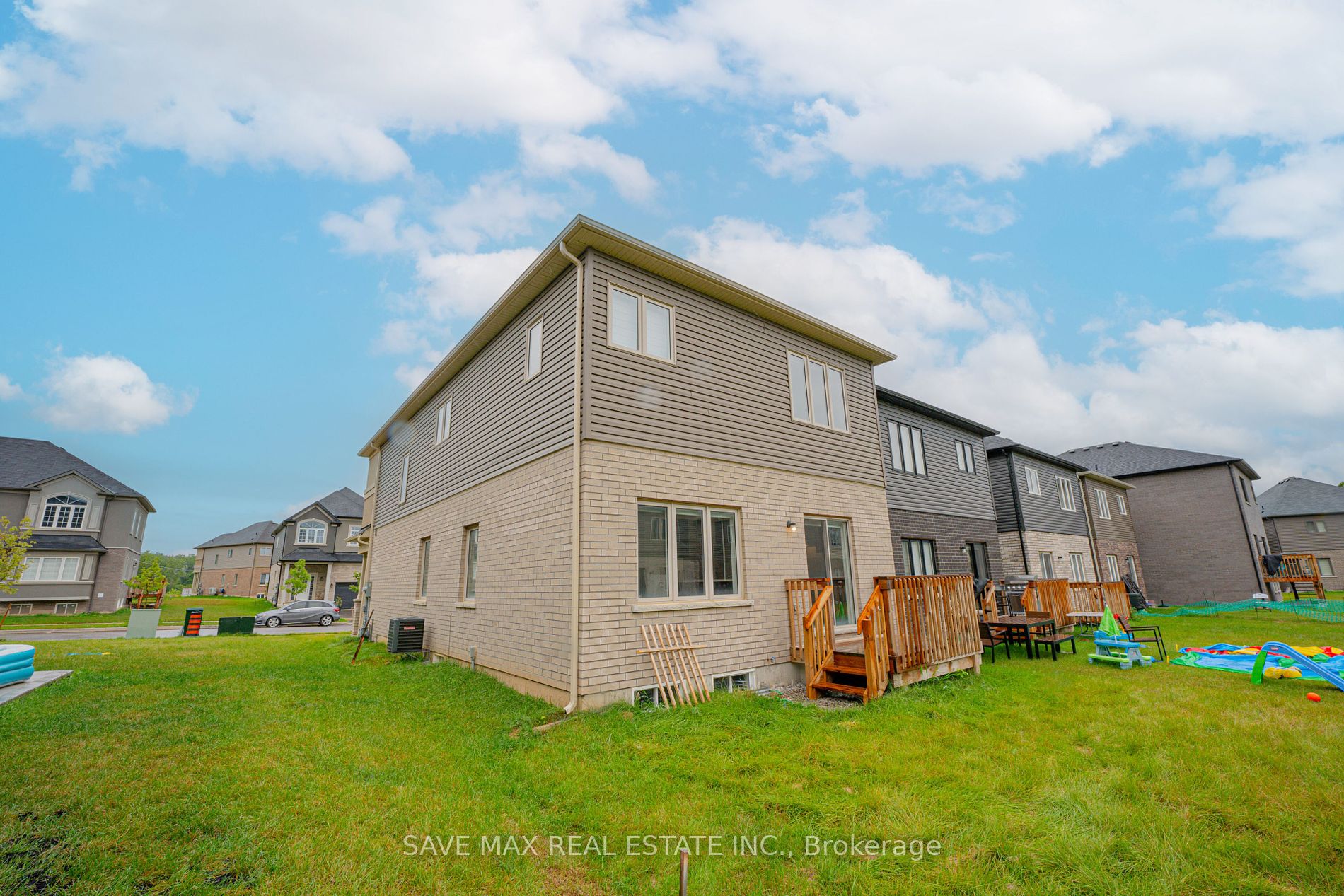 1 Tarrison St