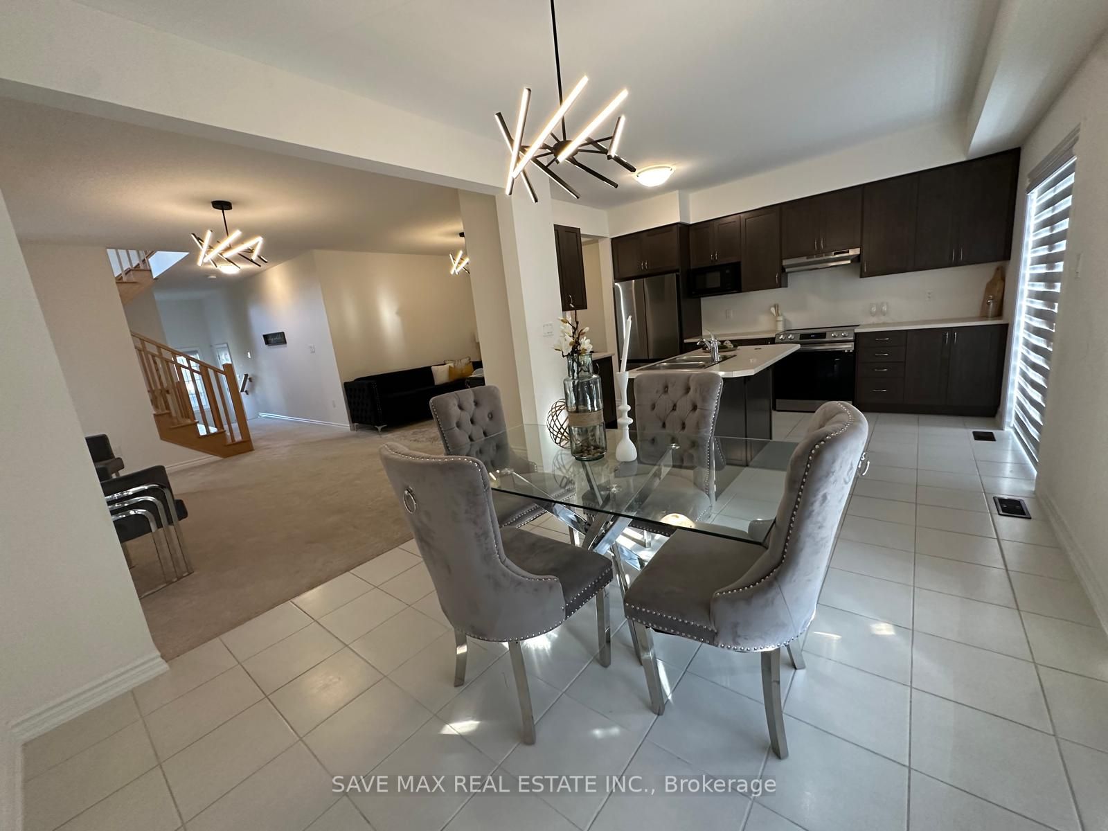 1 Tarrison St