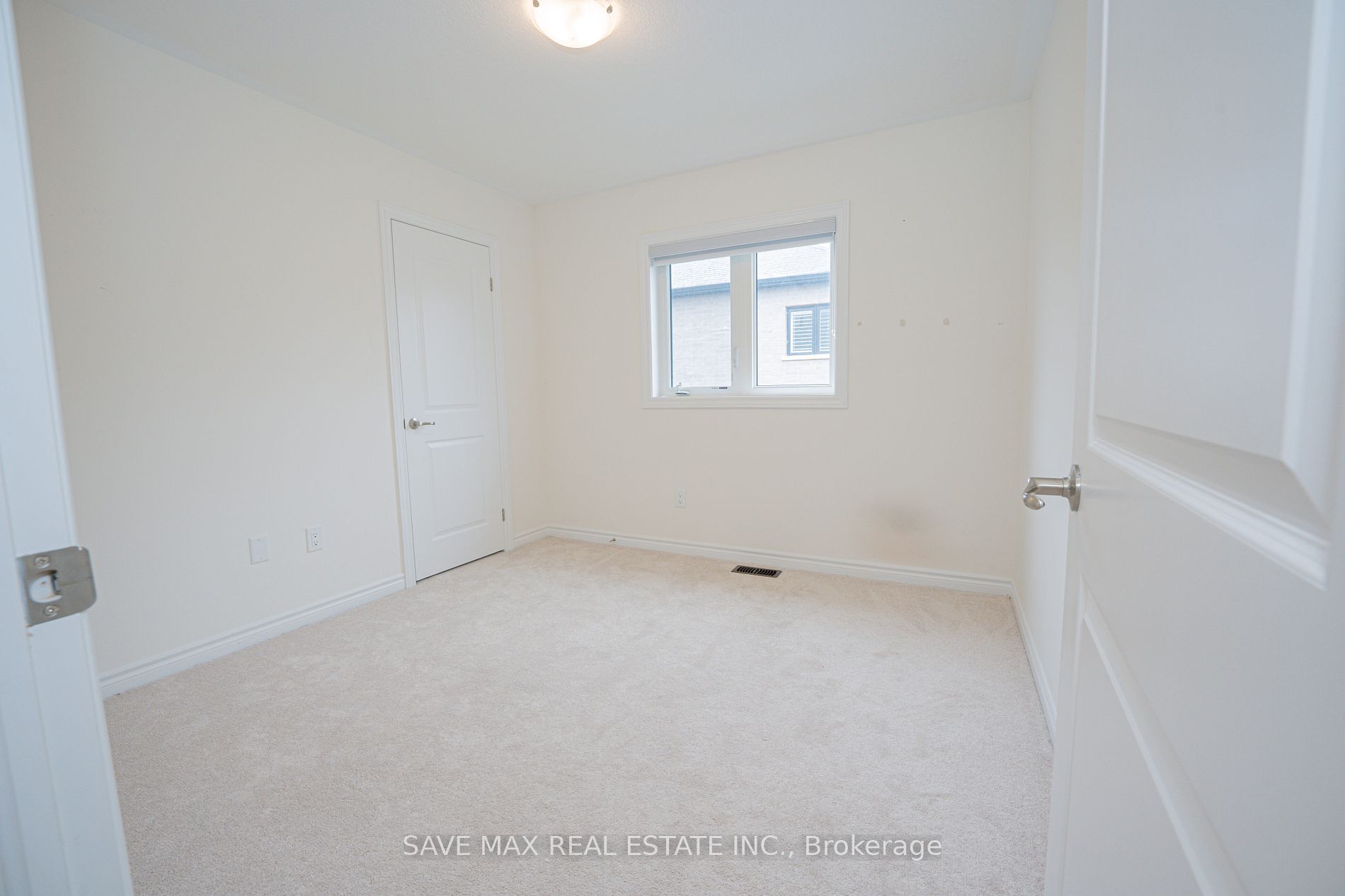 1 Tarrison St