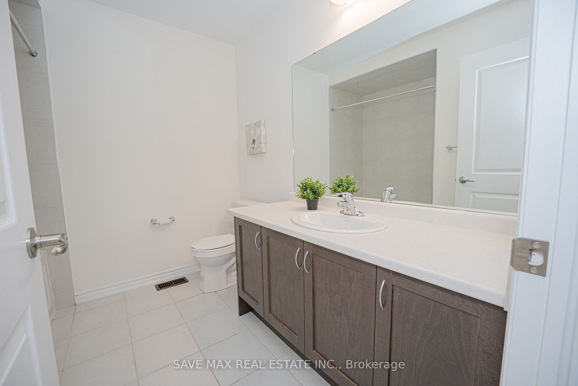 1 Tarrison St