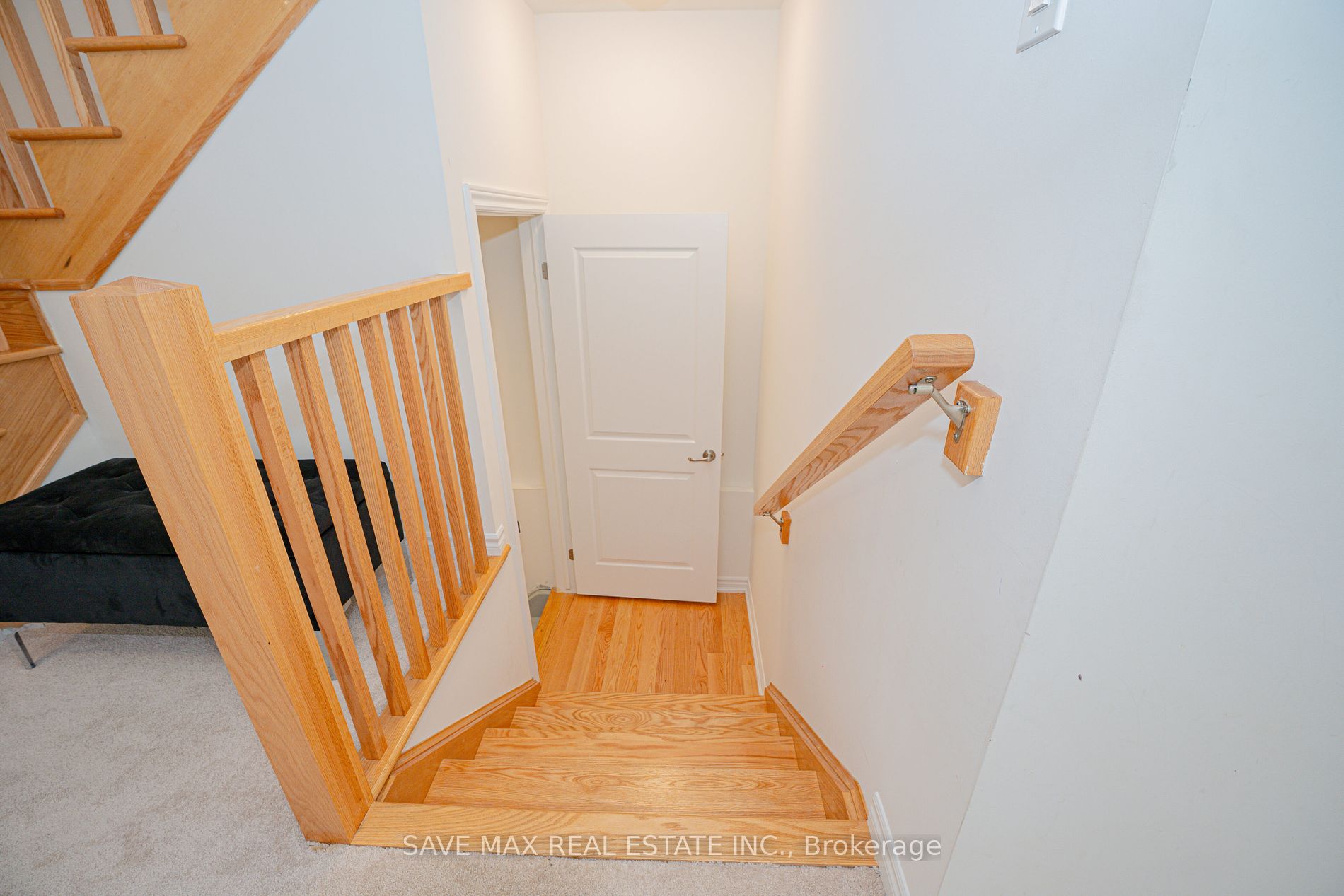 1 Tarrison St