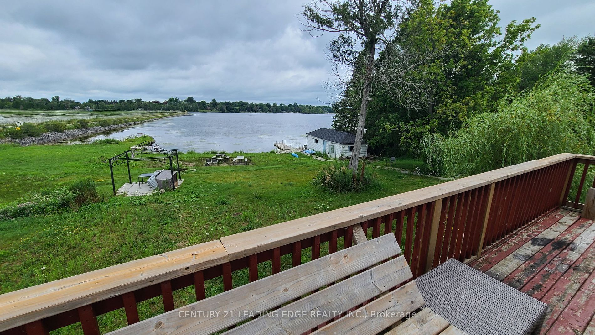 5 Robinson Avenue