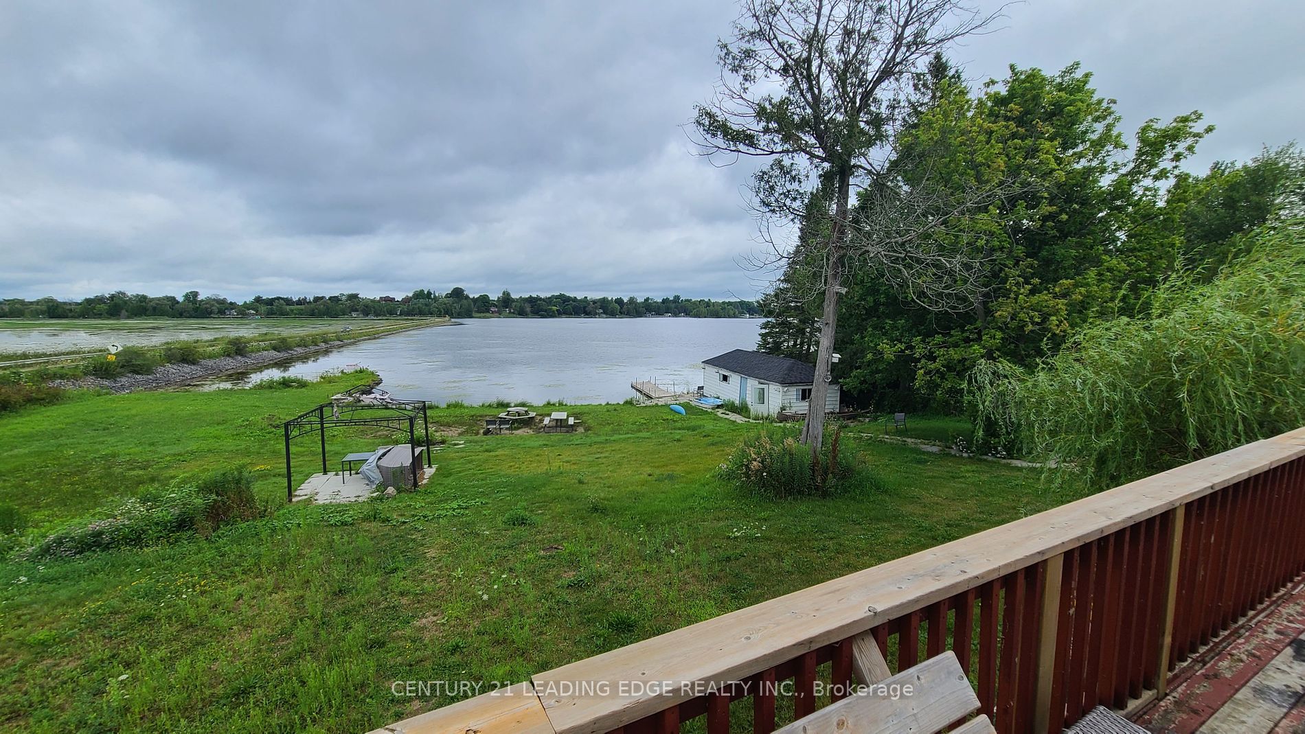 5 Robinson Avenue