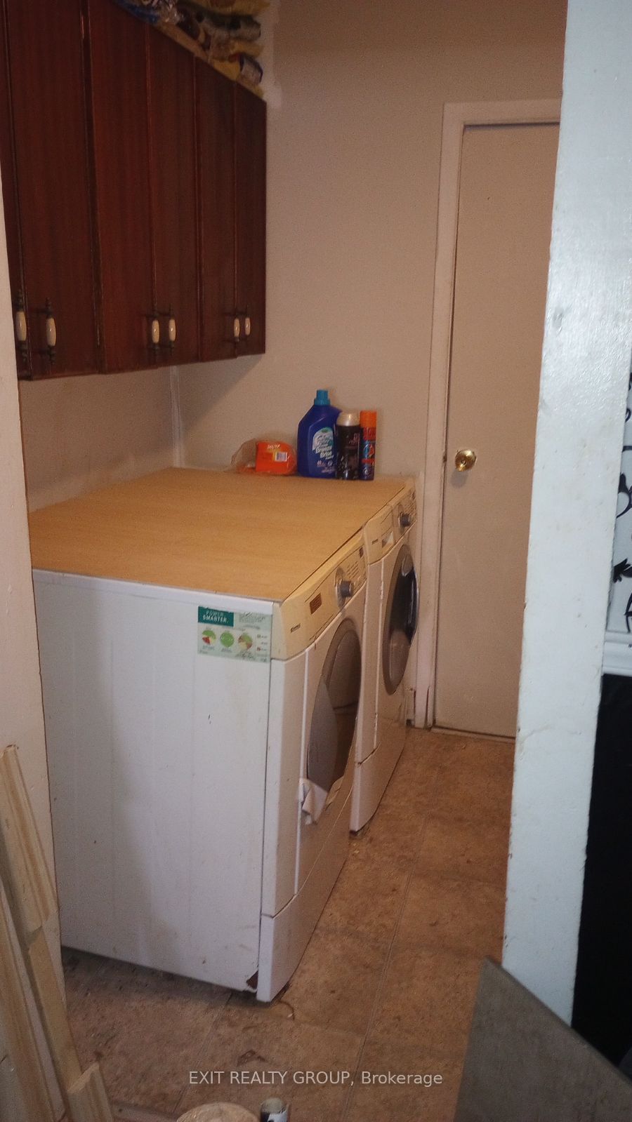 33 Glastonbury Rd