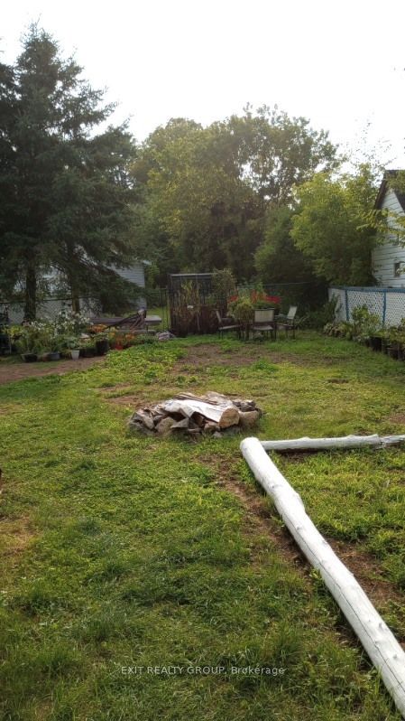 33 Glastonbury Rd