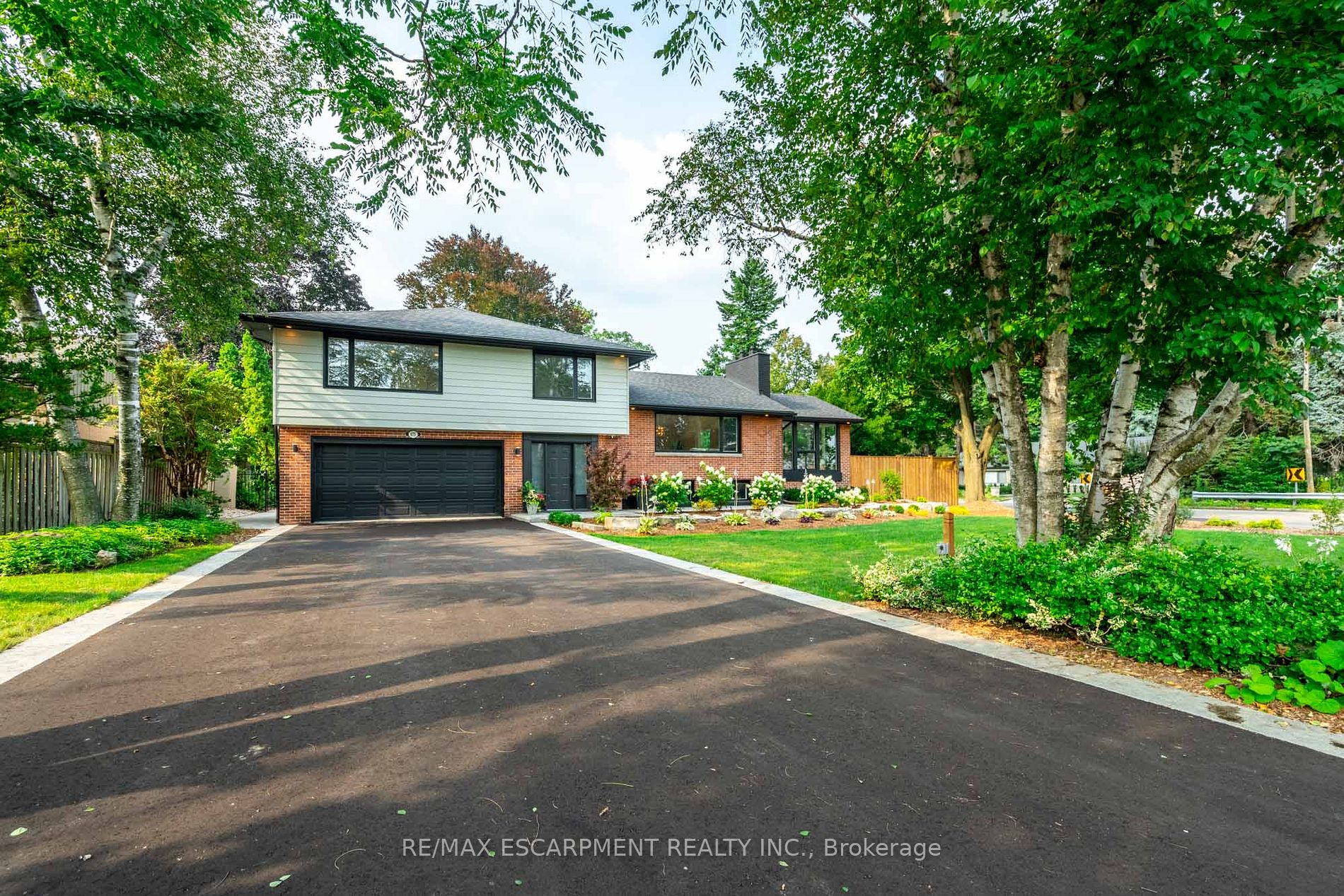 675 Scenic Dr