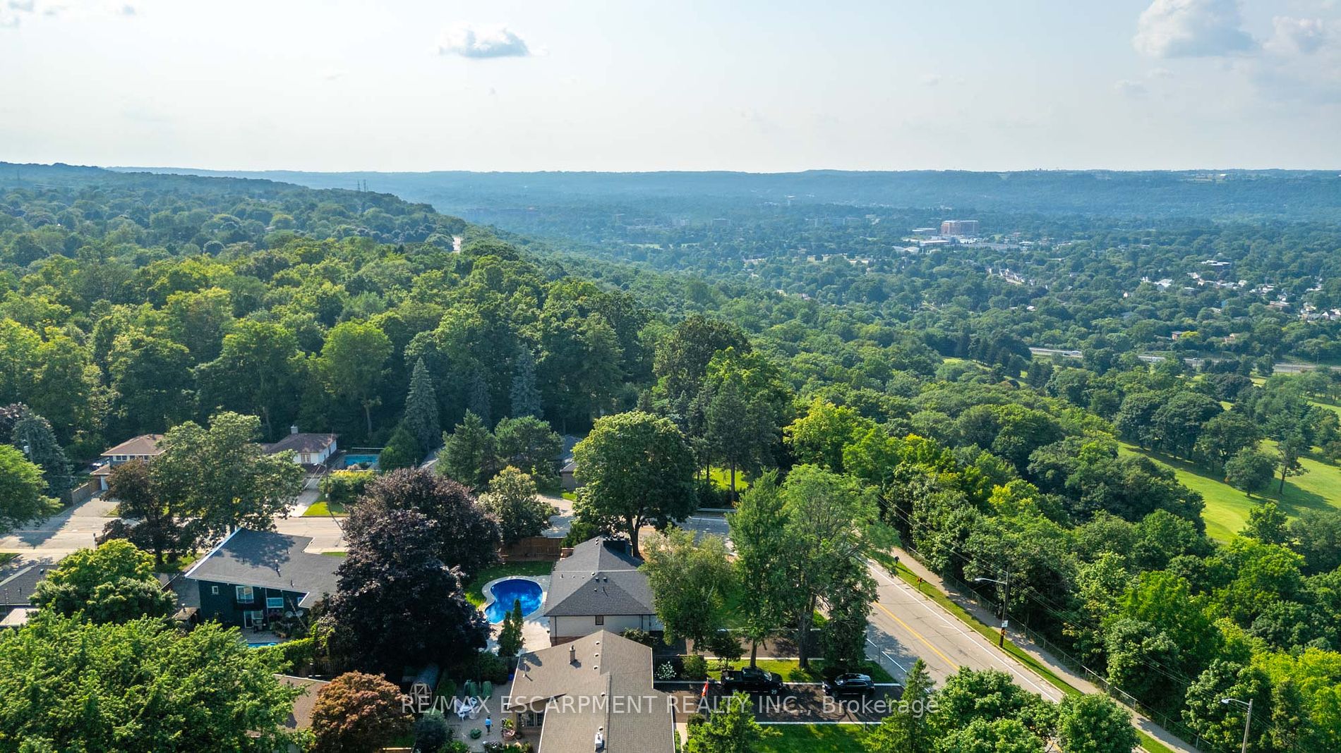 675 Scenic Dr