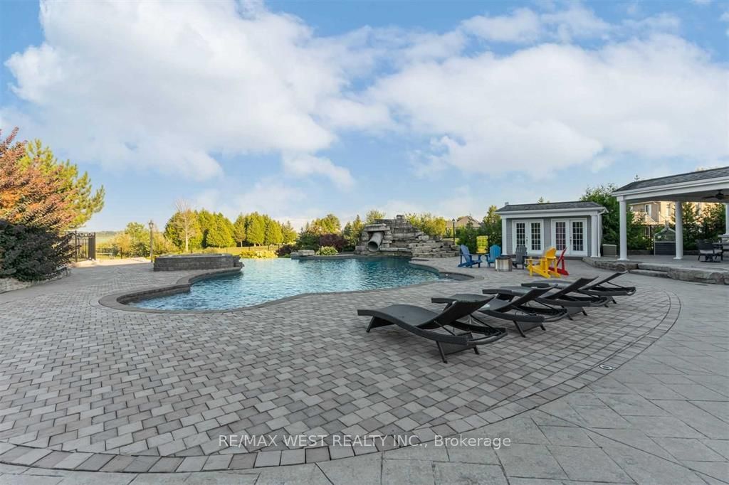 31 Wispi Shore Road