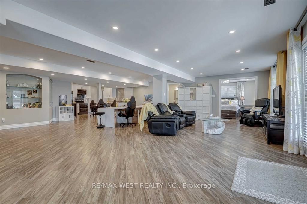 31 Wispi Shore Road