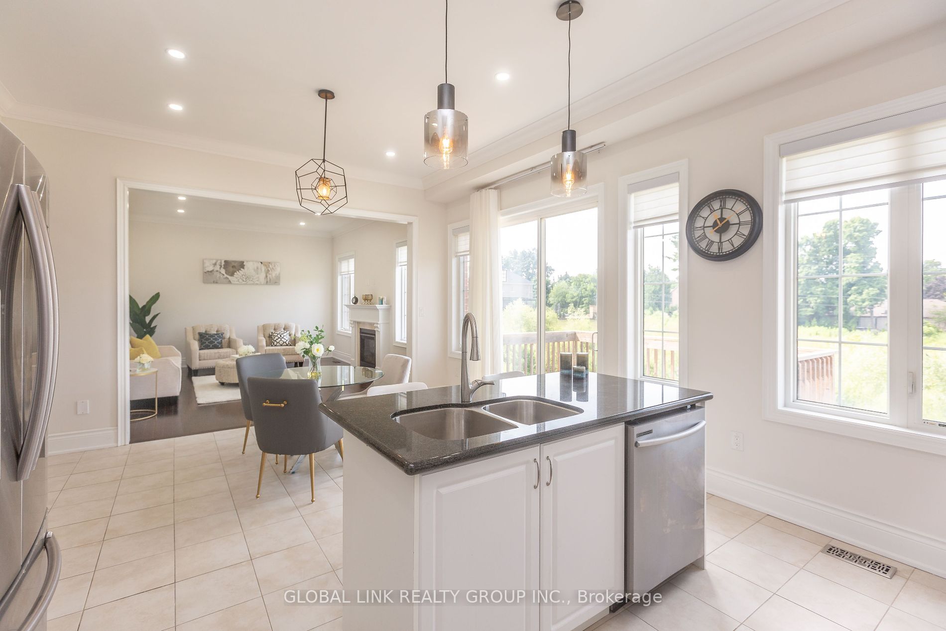 44 Golden Hawk Drive
