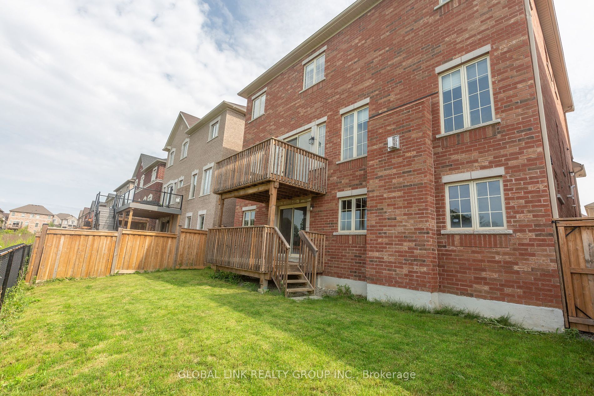 44 Golden Hawk Drive