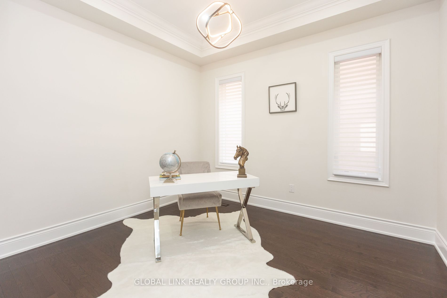 44 Golden Hawk Drive