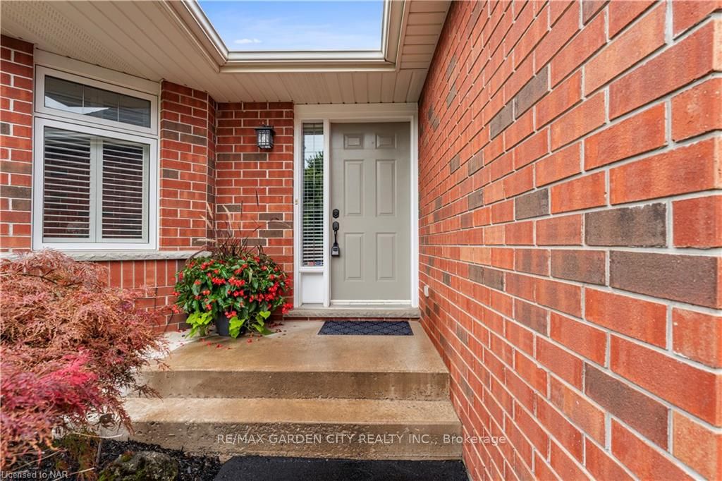 44 Thorold Avenue