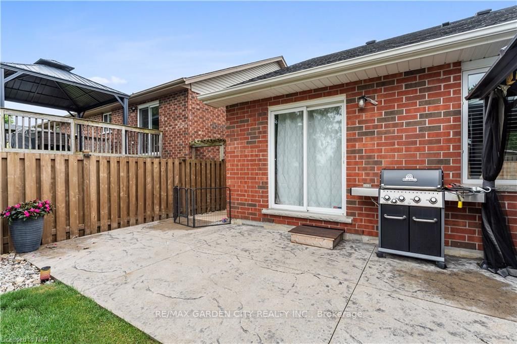 44 Thorold Avenue