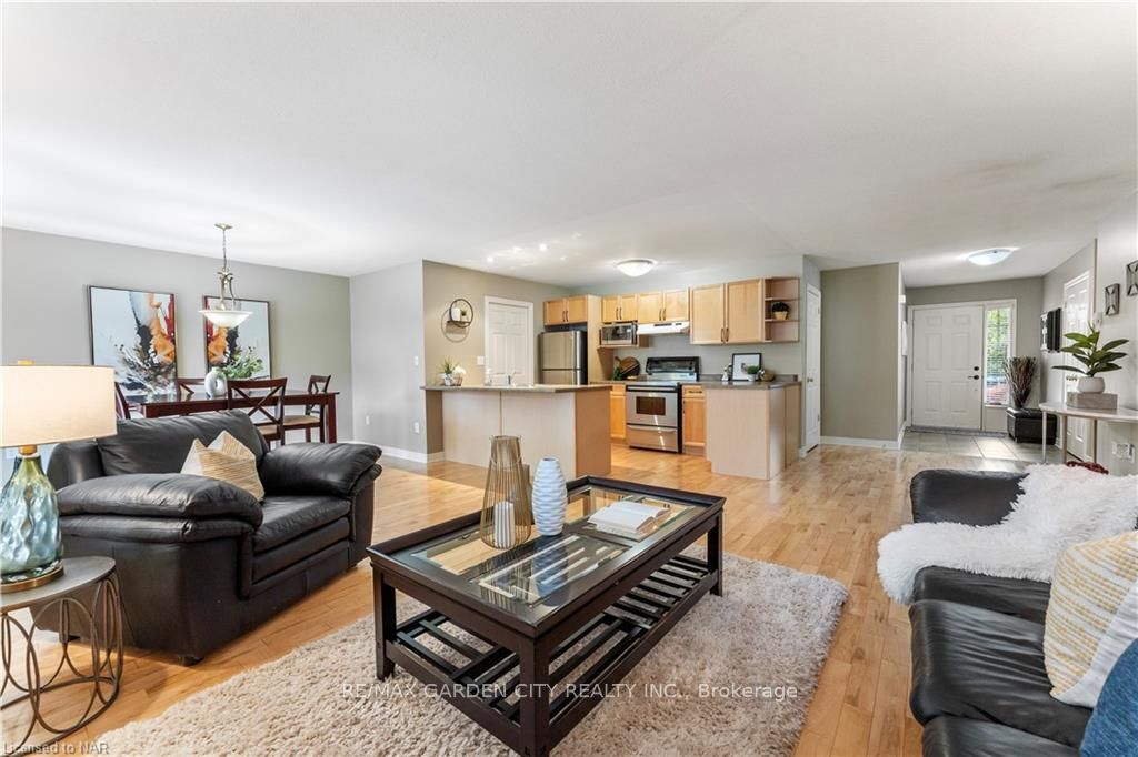 44 Thorold Avenue