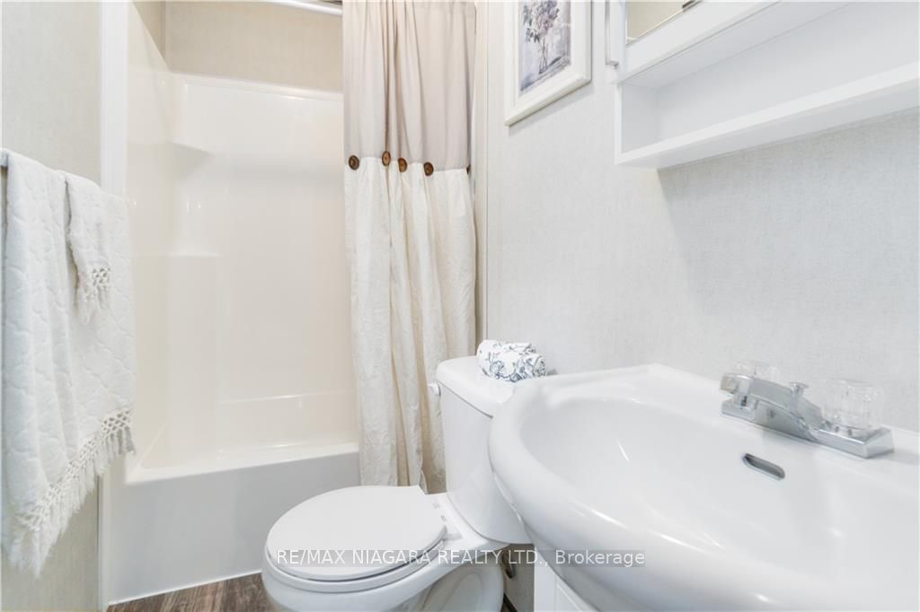 8845 Lundy's Lane, #253