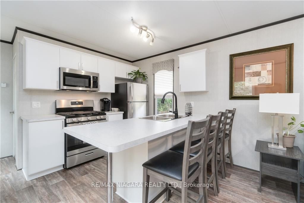 8845 Lundy's Lane, #253