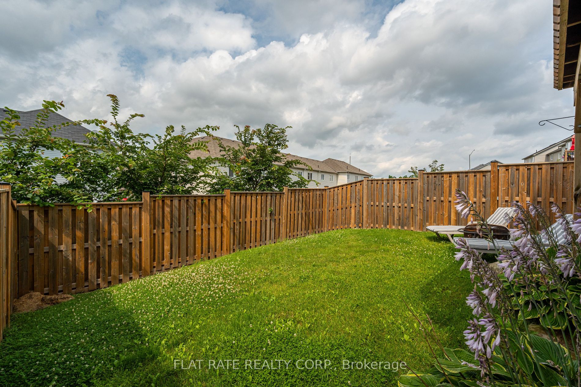 276 LOUDEN Terrace