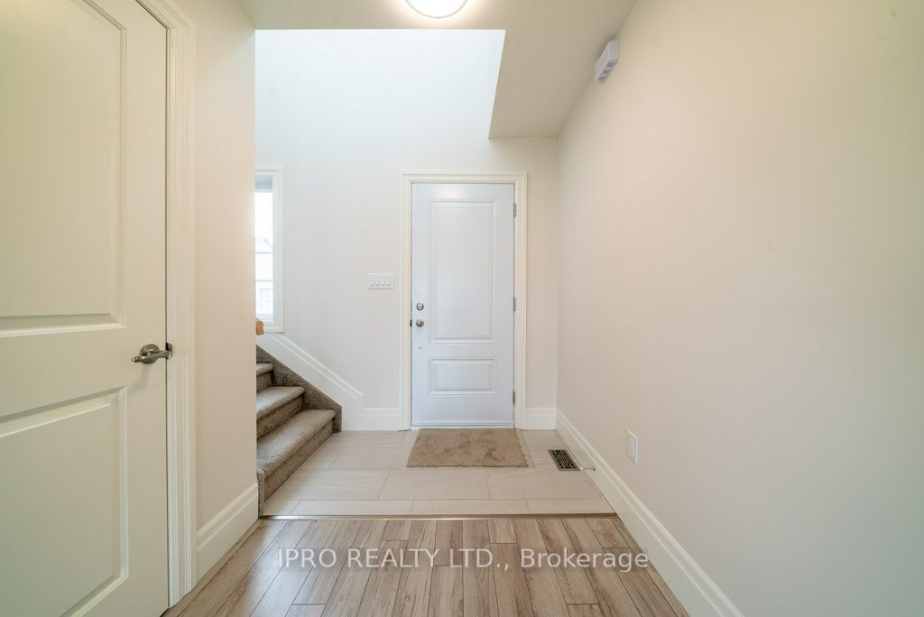 44 Campbell Cres
