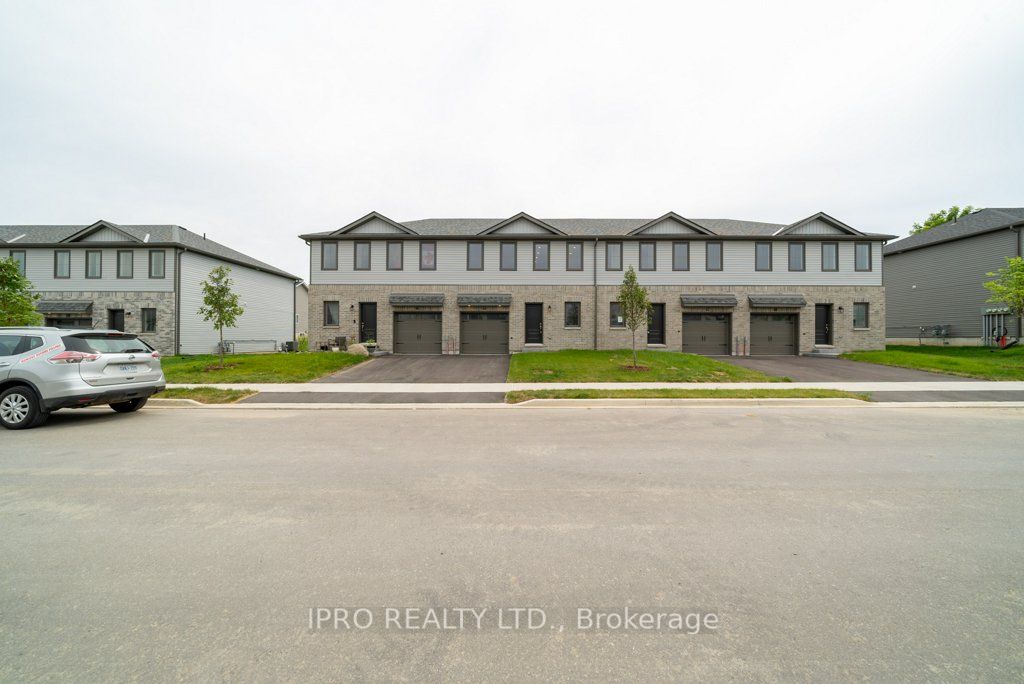 44 Campbell Cres