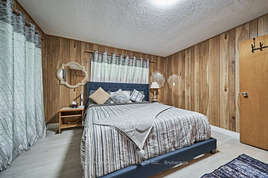 7178 Highway 35