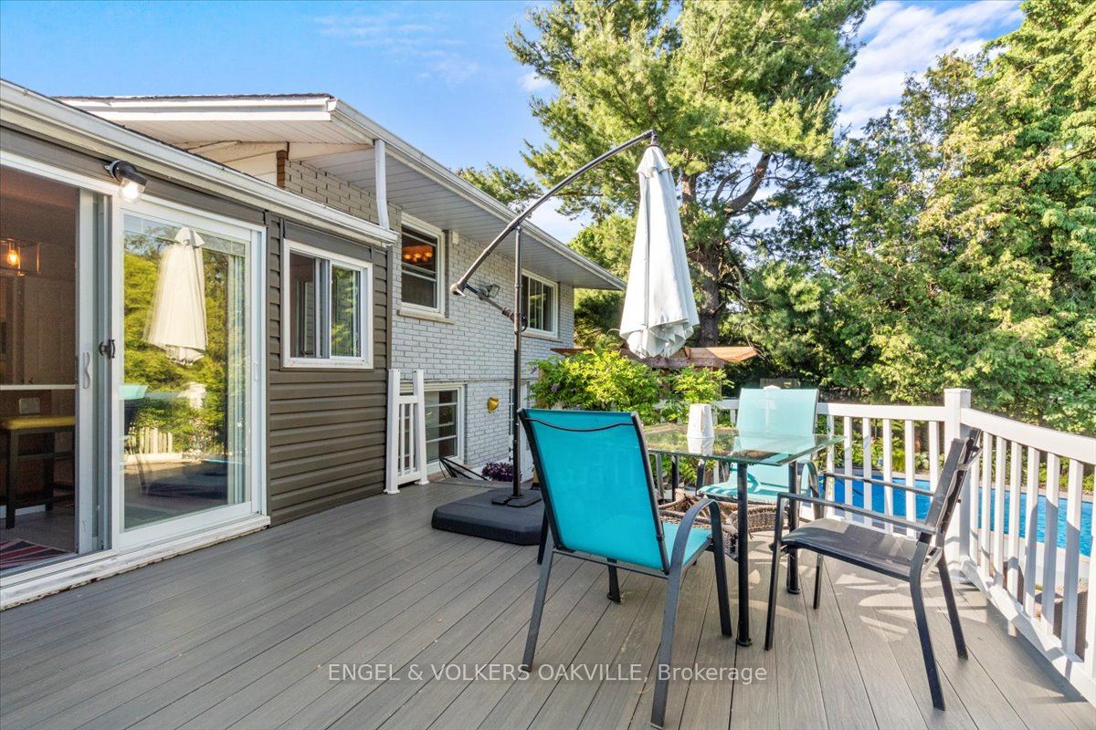 14 Lynnwood Ave