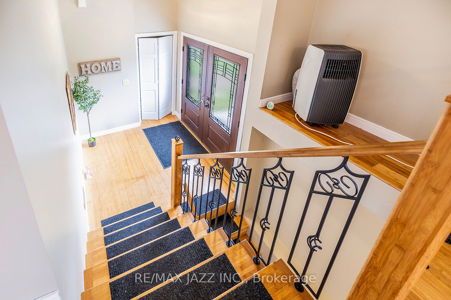 23 Bayview Drive