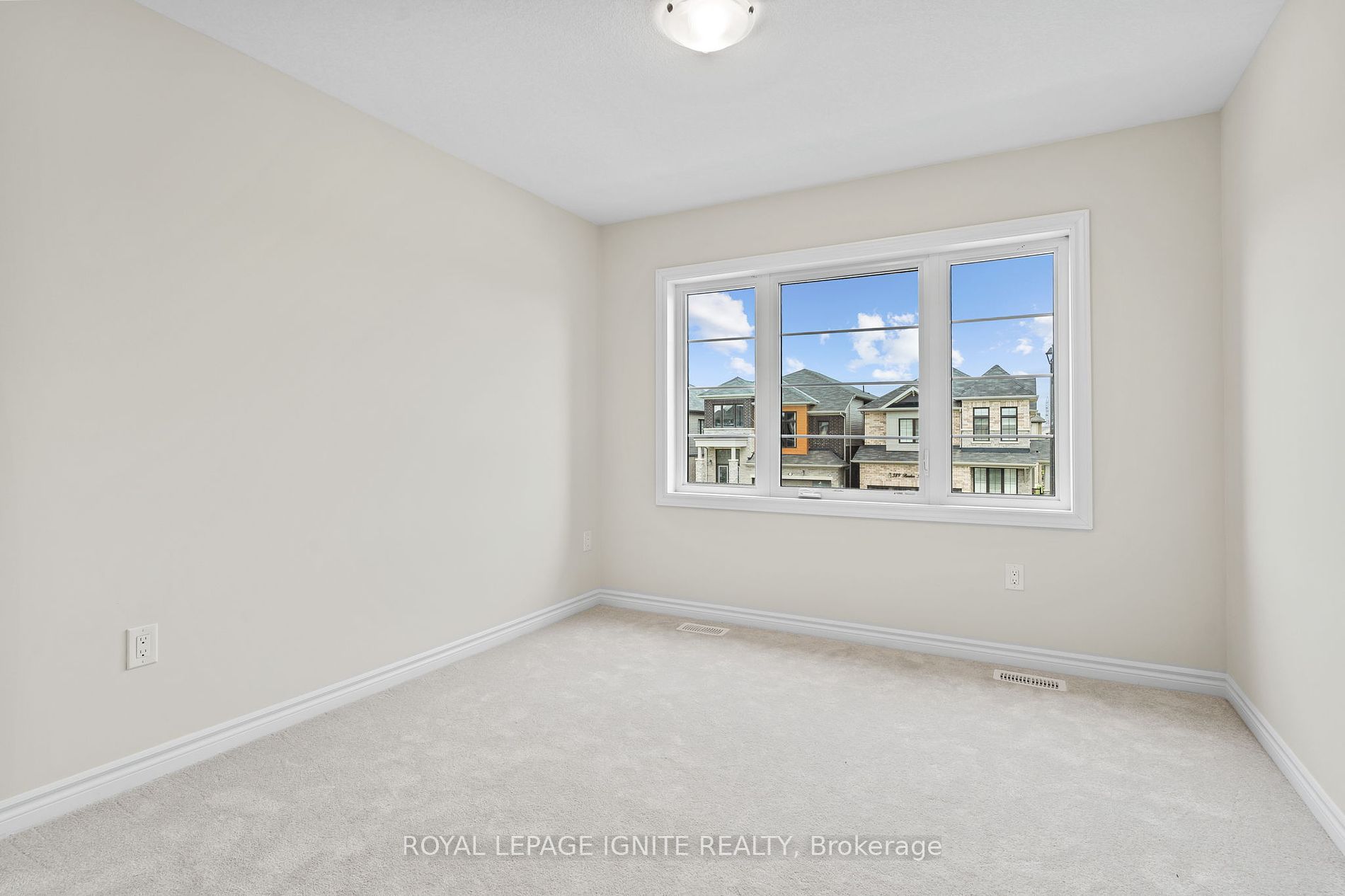 382 Barker Parkway