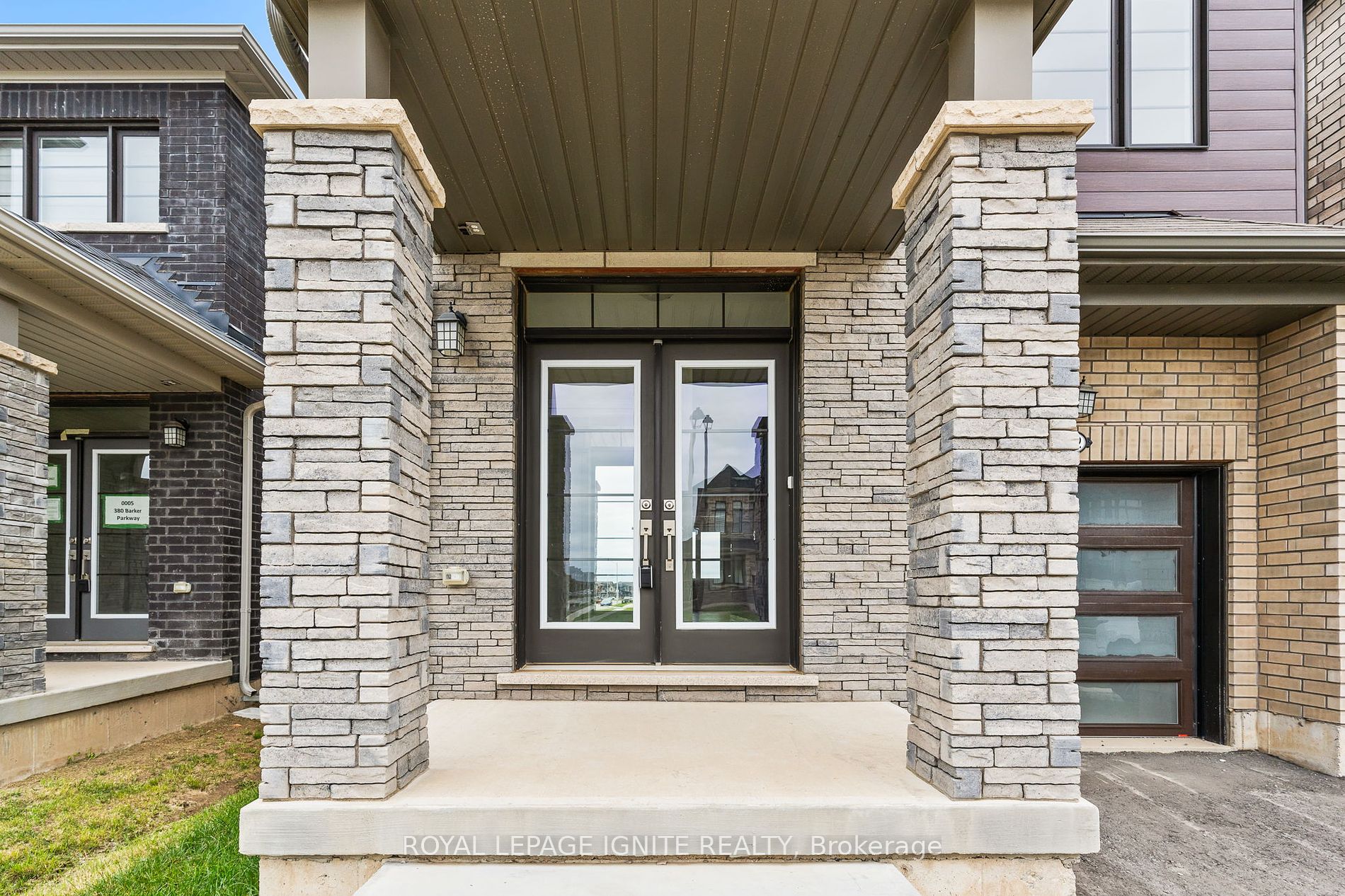 382 Barker Parkway