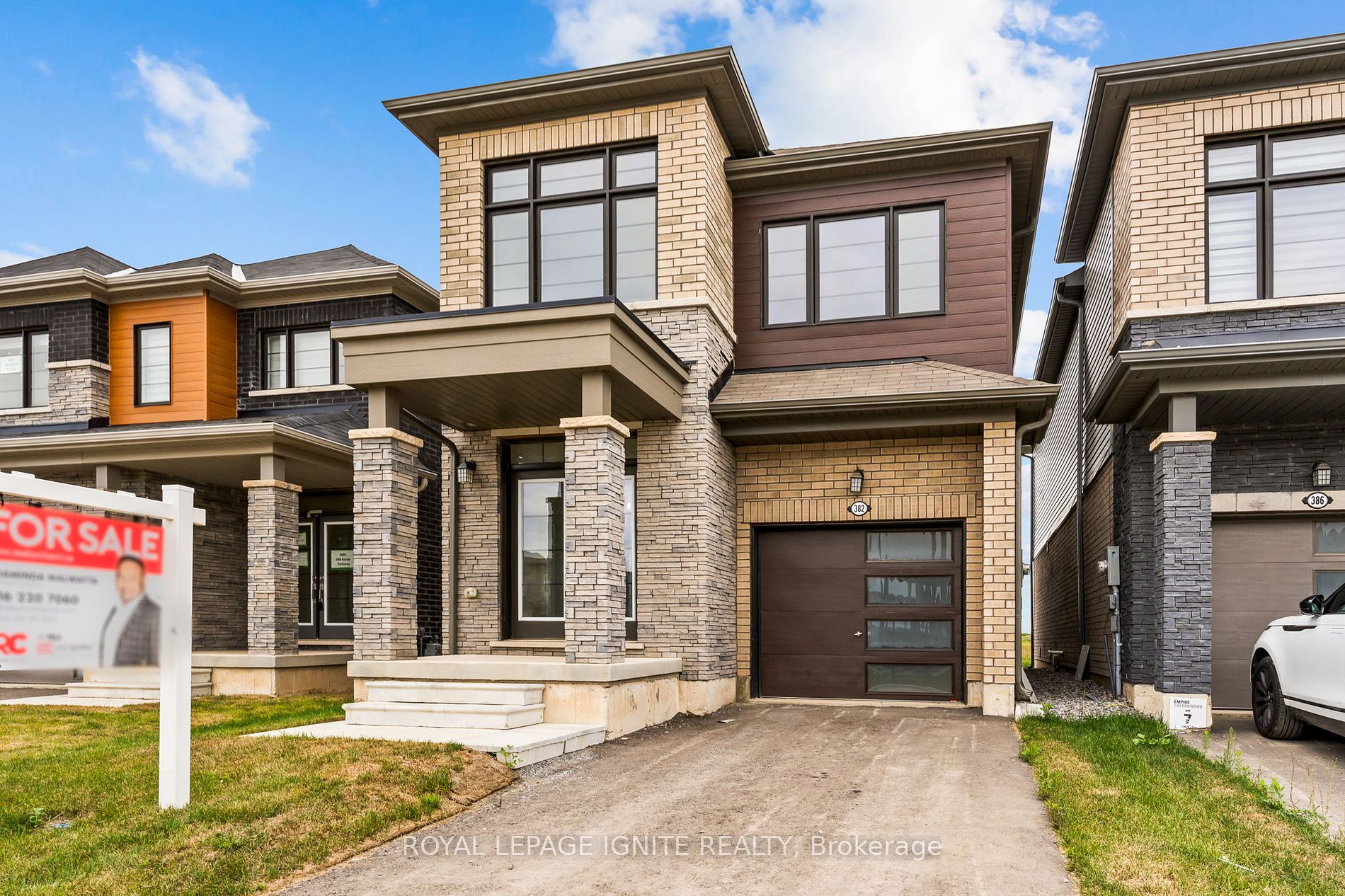 382 Barker Parkway