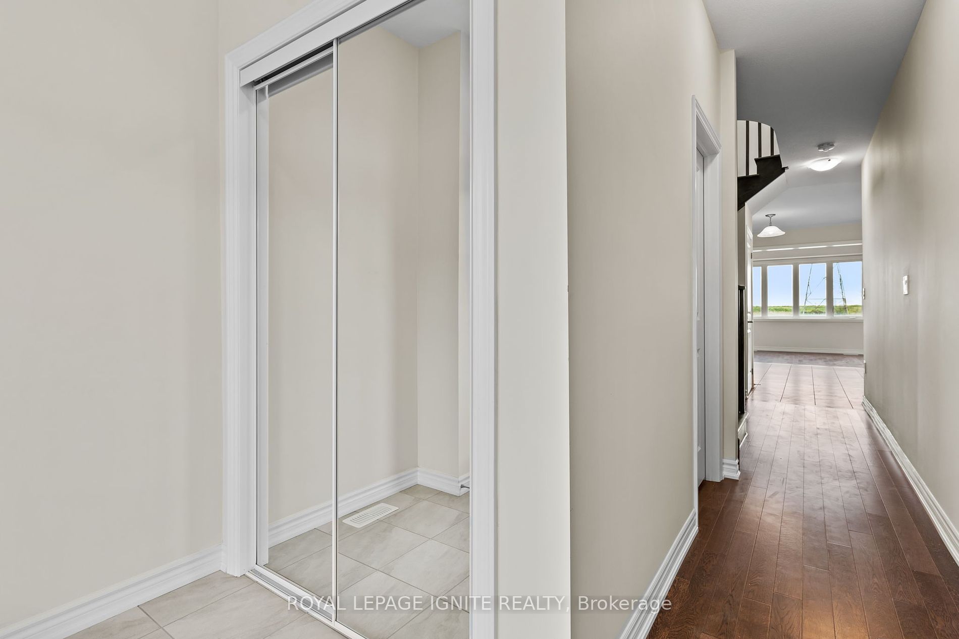 382 Barker Parkway