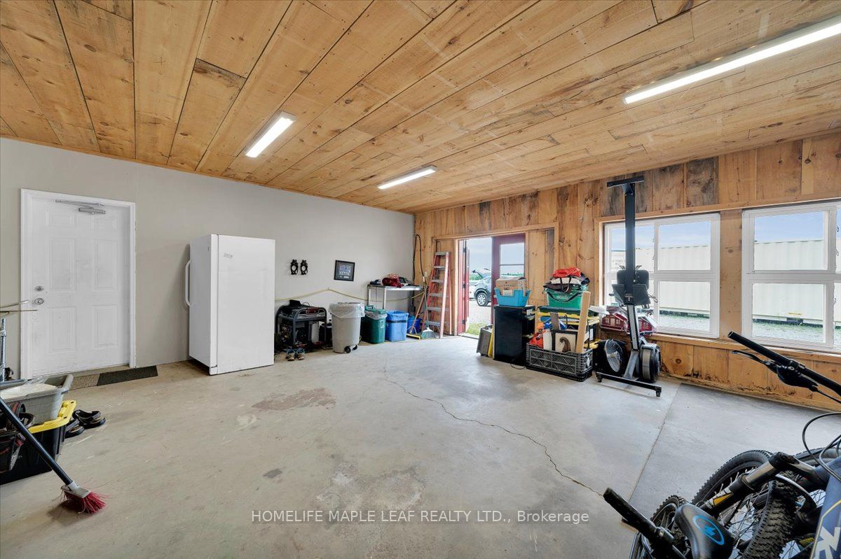 387181 20th Side Road E