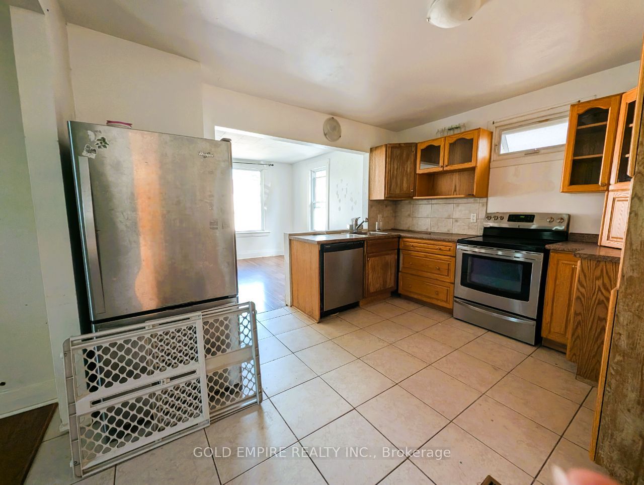 80 Mackay Avenue