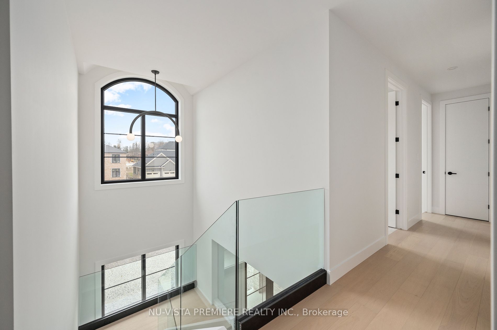 365 MANHATTAN Drive