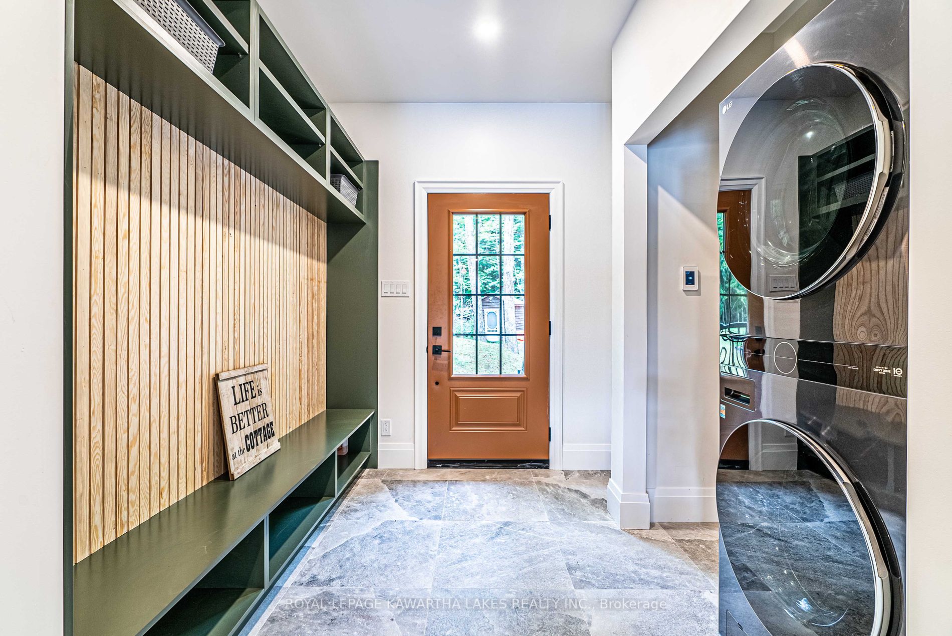 1215 Balmoral Lane