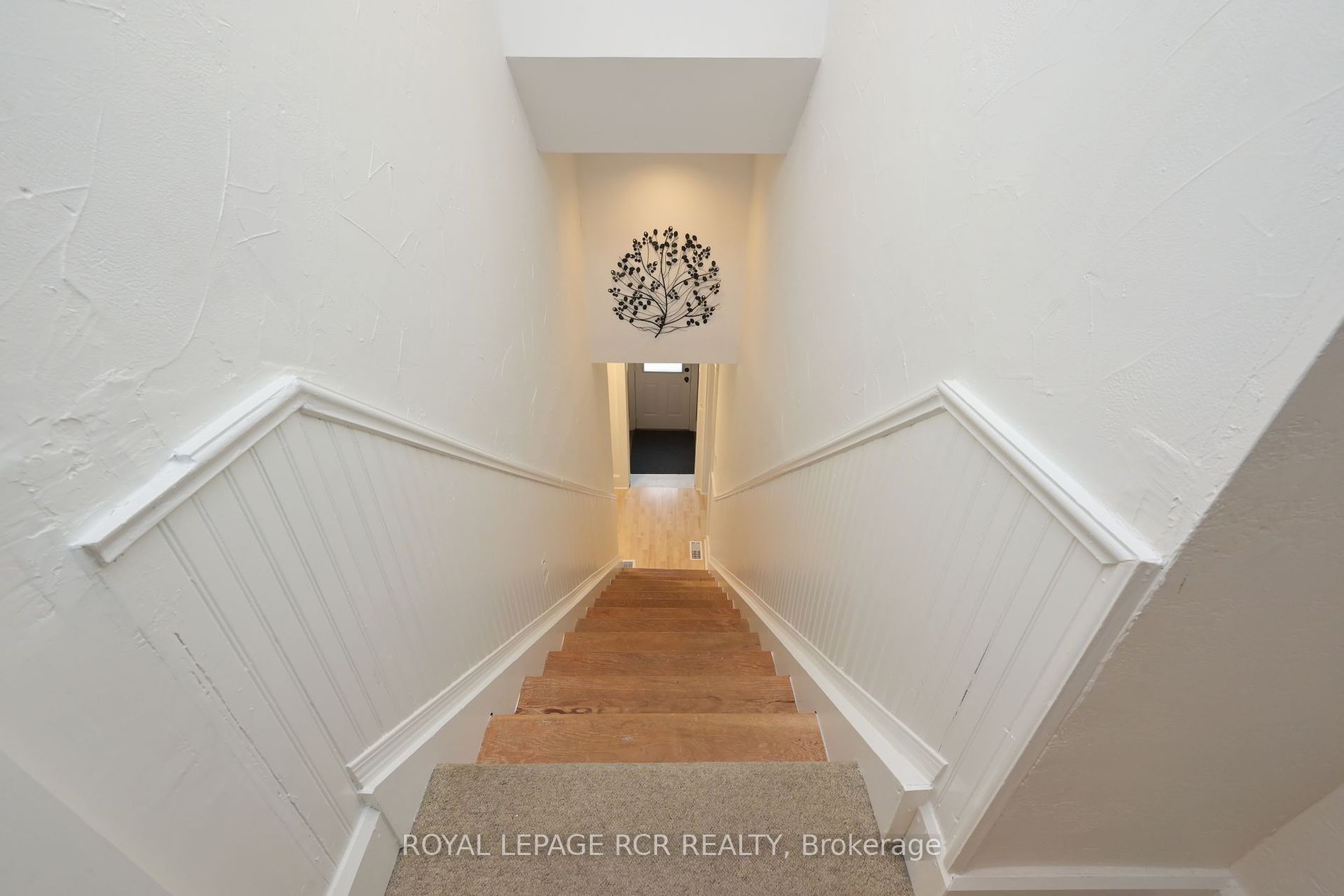 307 Victoria St