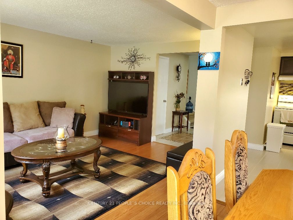 47 Bushnell Drive