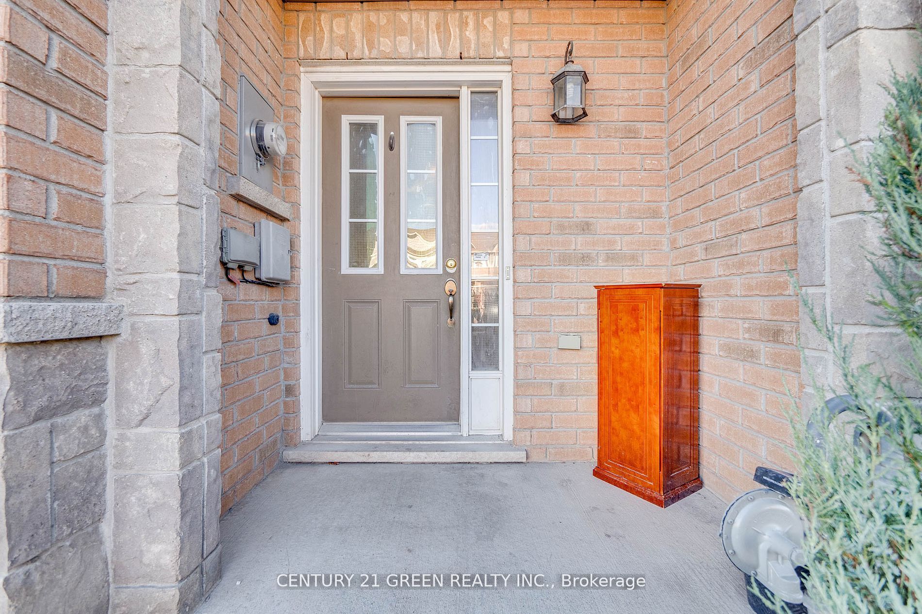 18 Palacebeach Trail