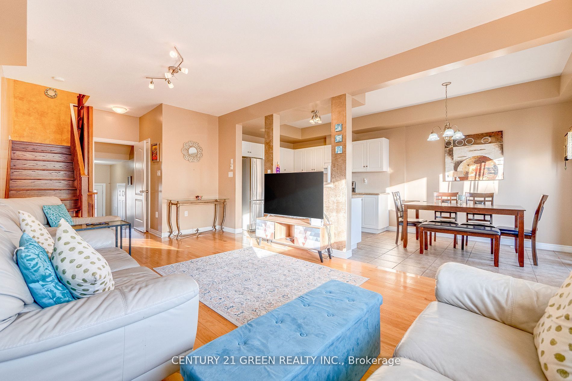 18 Palacebeach Trail