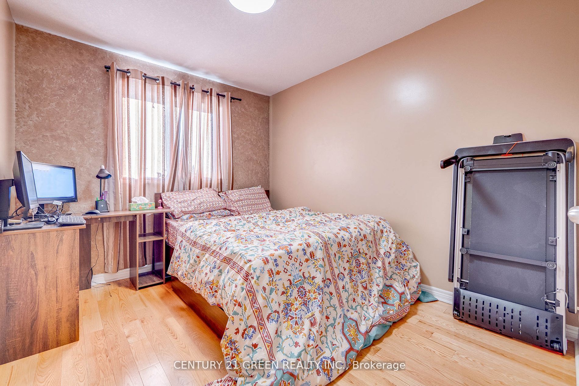 18 Palacebeach Trail