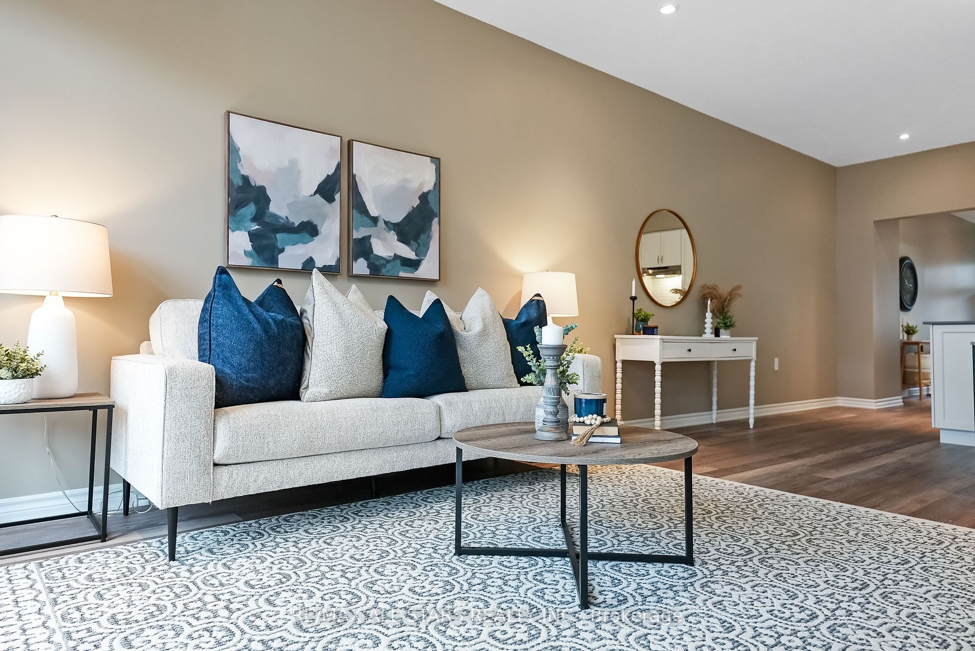 17 Lakewood Crescent, #29
