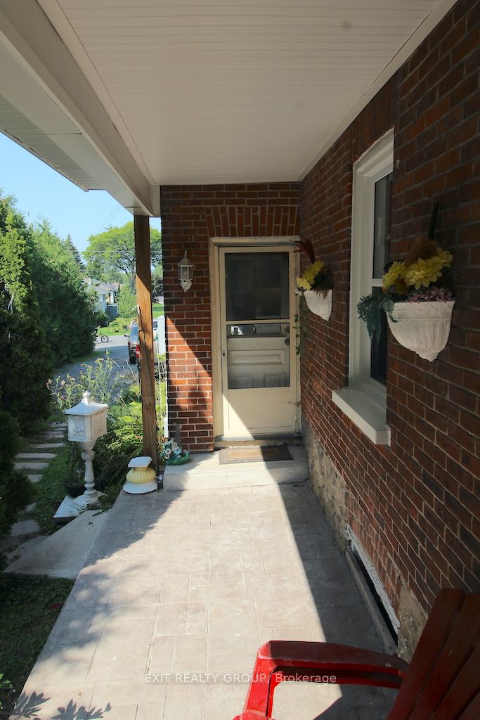 85 Lemoine Street
