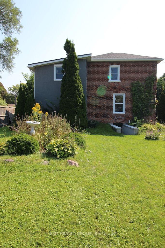 85 Lemoine Street